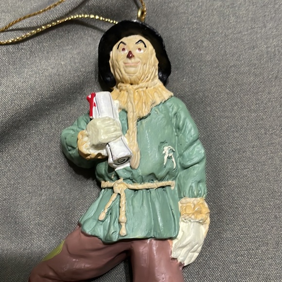 2000 Kurt S. Adler Wizard of Oz Scarecrow Ornament - Picture 3 of 6